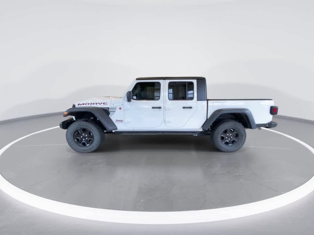 Thumbnail: 2023 Jeep Gladiator - 5