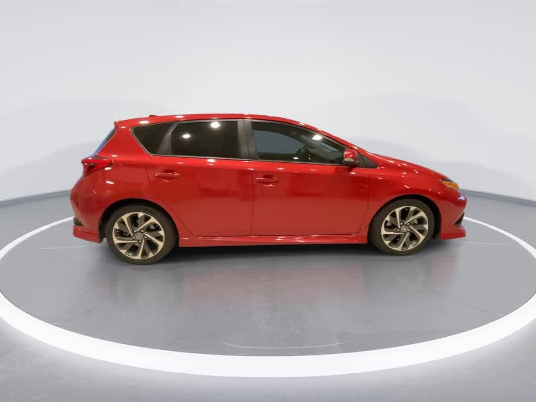 Thumbnail: 2018 Toyota Corolla iM - 9