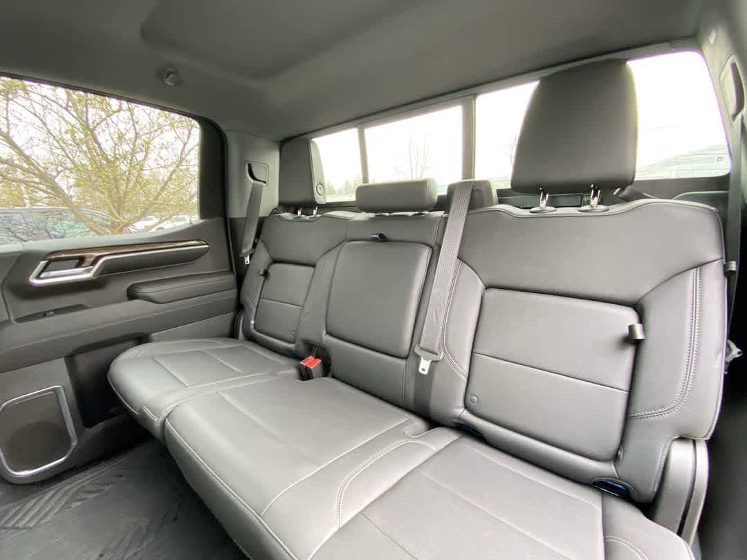 Thumbnail: 2022 Chevrolet Silverado 1500 - 25