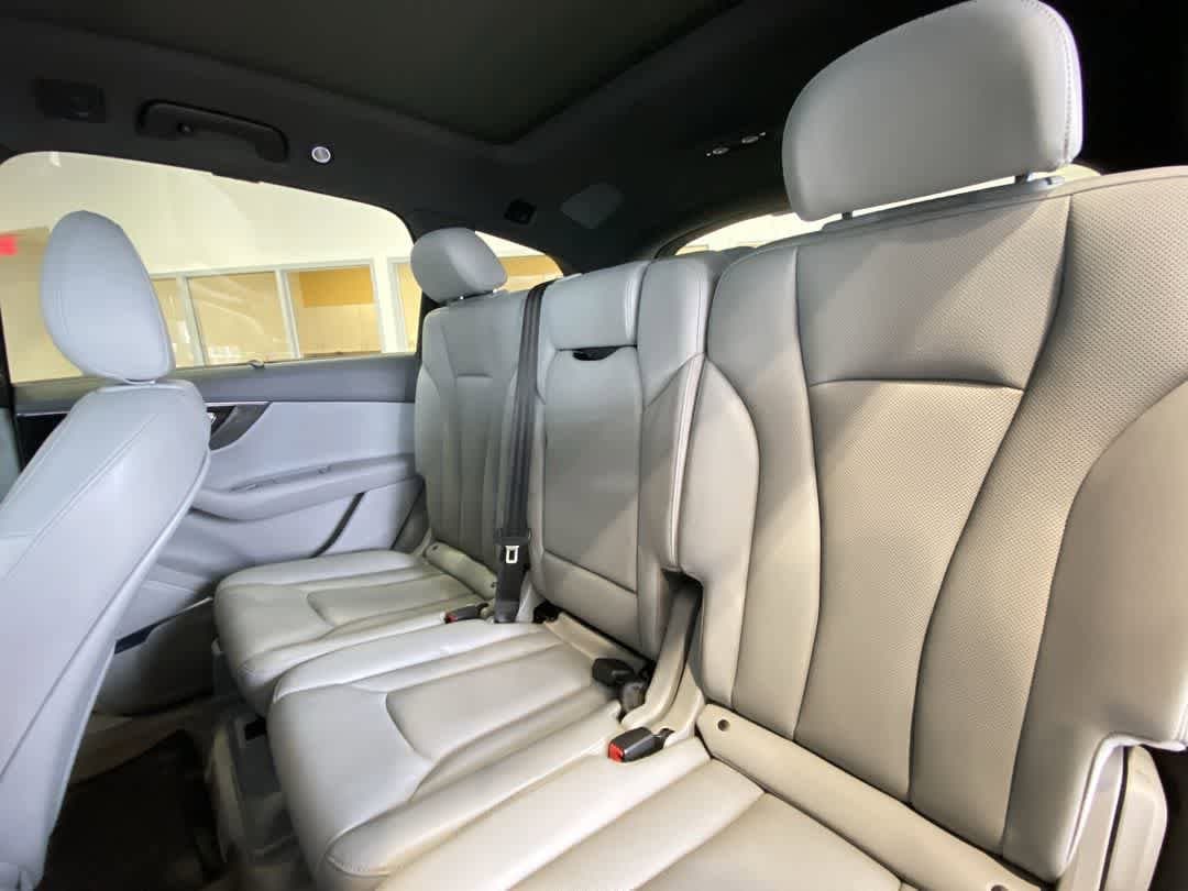 Thumbnail: 2019 Audi Q7 - 25