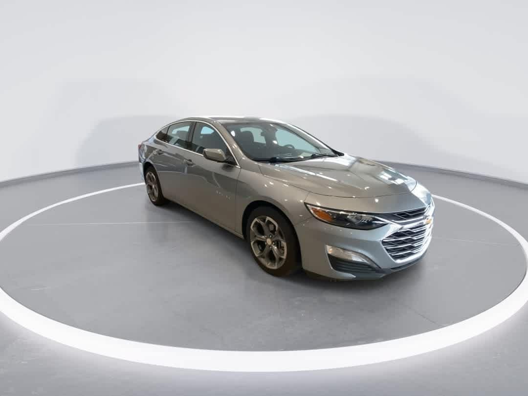 1G1ZD5ST3RF140305