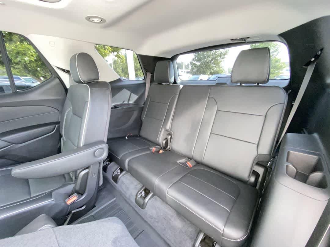Thumbnail: 2021 Chevrolet Traverse - 26
