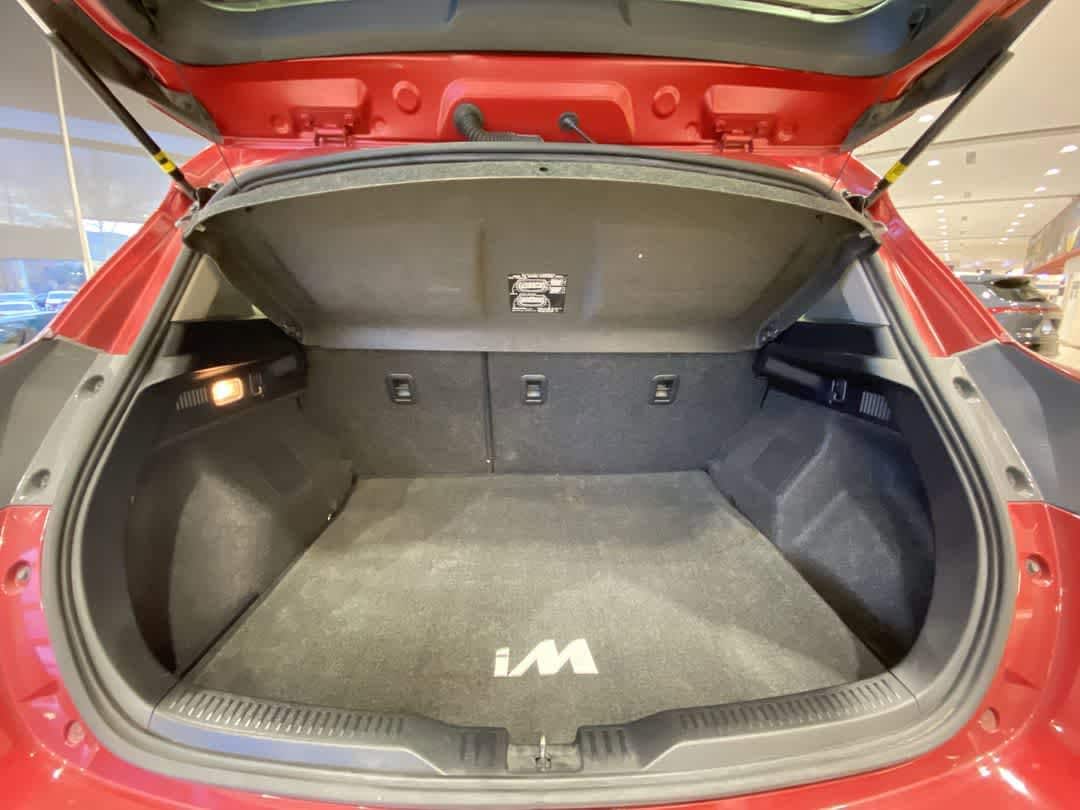 Thumbnail: 2018 Toyota Corolla iM - 24