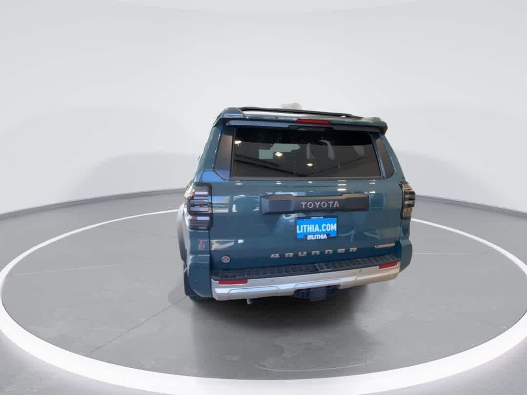 Thumbnail: 2025 Toyota 4Runner - 7