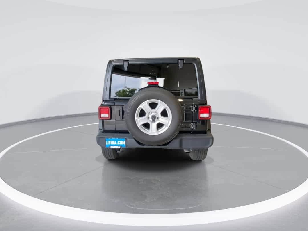 Thumbnail: 2023 Jeep Wrangler - 7