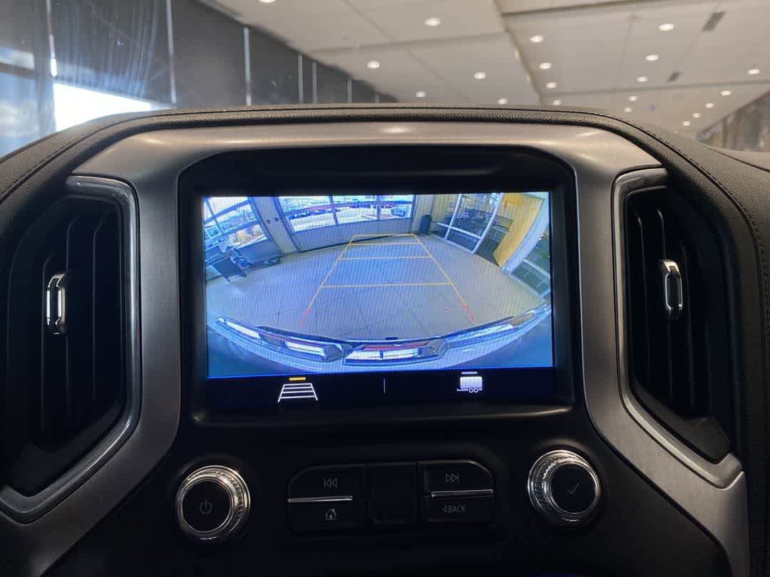 Thumbnail: 2021 GMC Sierra 3500 - 18