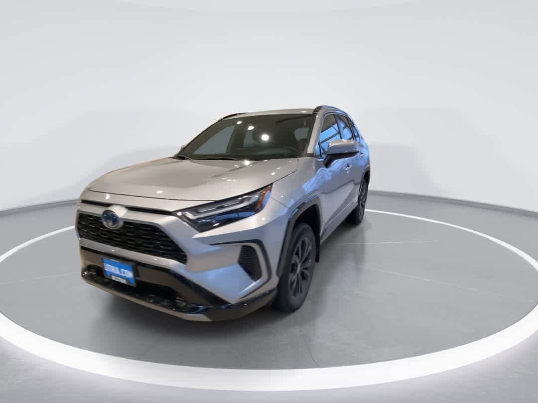 Thumbnail: 2023 Toyota RAV4 - 4