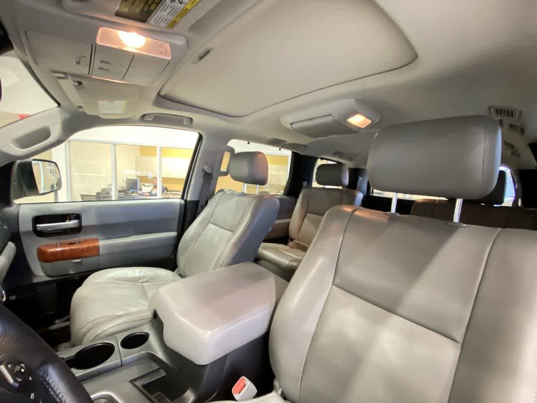 Thumbnail: 2018 Toyota Sequoia - 13