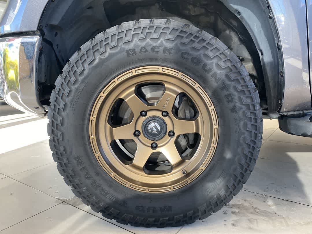 Thumbnail: 2017 Toyota Tundra - 13
