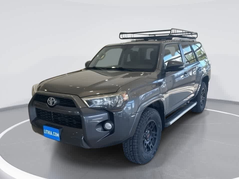 Thumbnail: 2015 Toyota 4Runner - 1