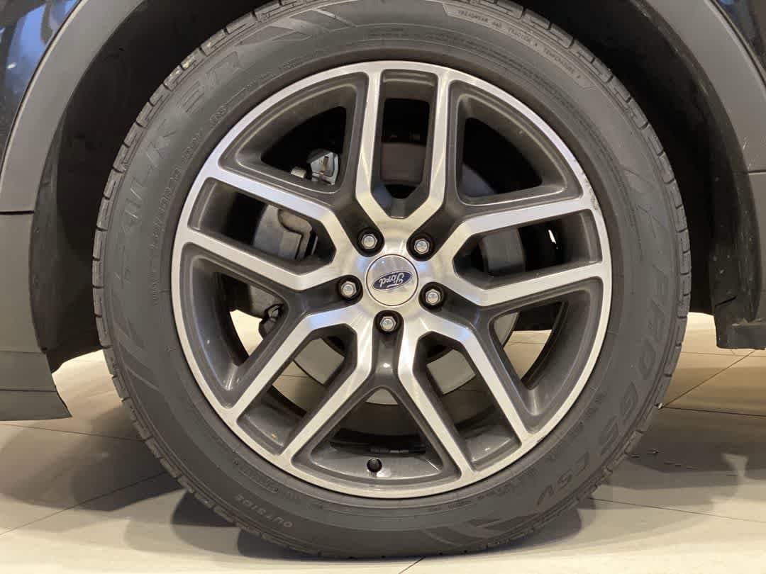 Thumbnail: 2016 Ford Explorer - 12