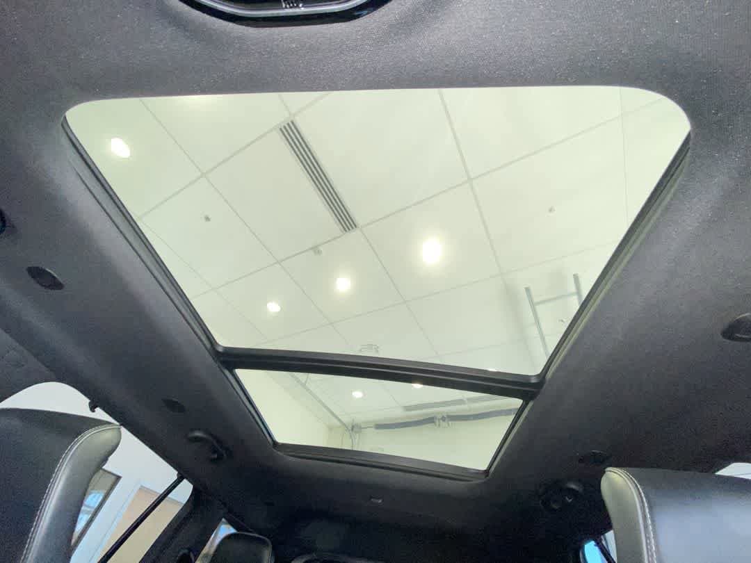 Thumbnail: 2022 Jeep Grand Cherokee - 23