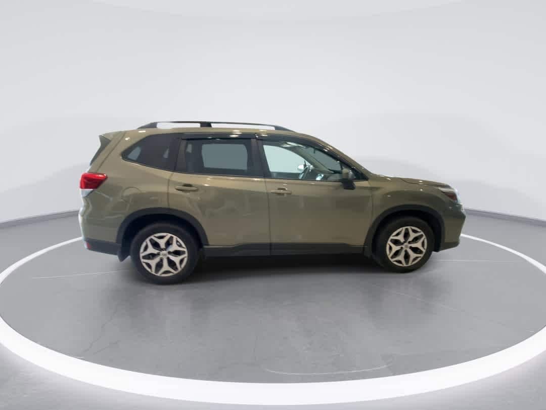 Thumbnail: 2021 Subaru Forester - 9