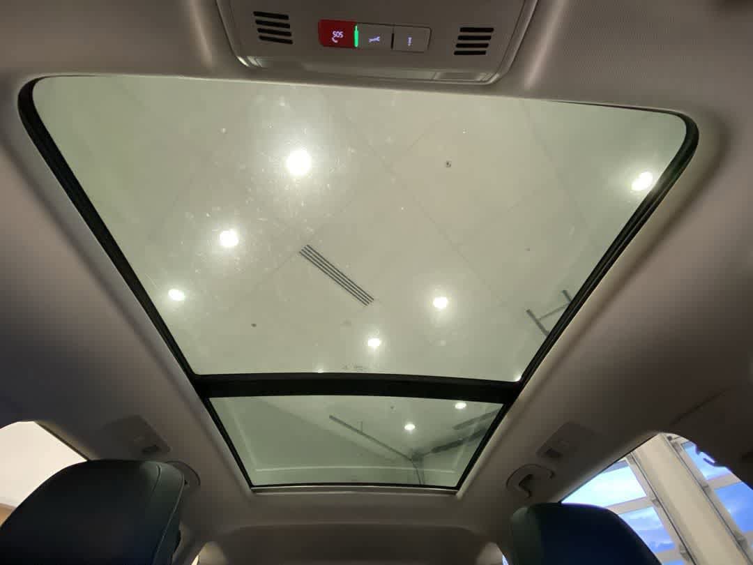 2021 Volkswagen Tiguan SE - Photo 24