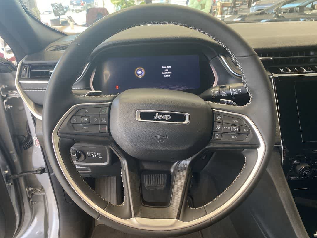 Thumbnail: 2024 Jeep Grand Cherokee L - 17