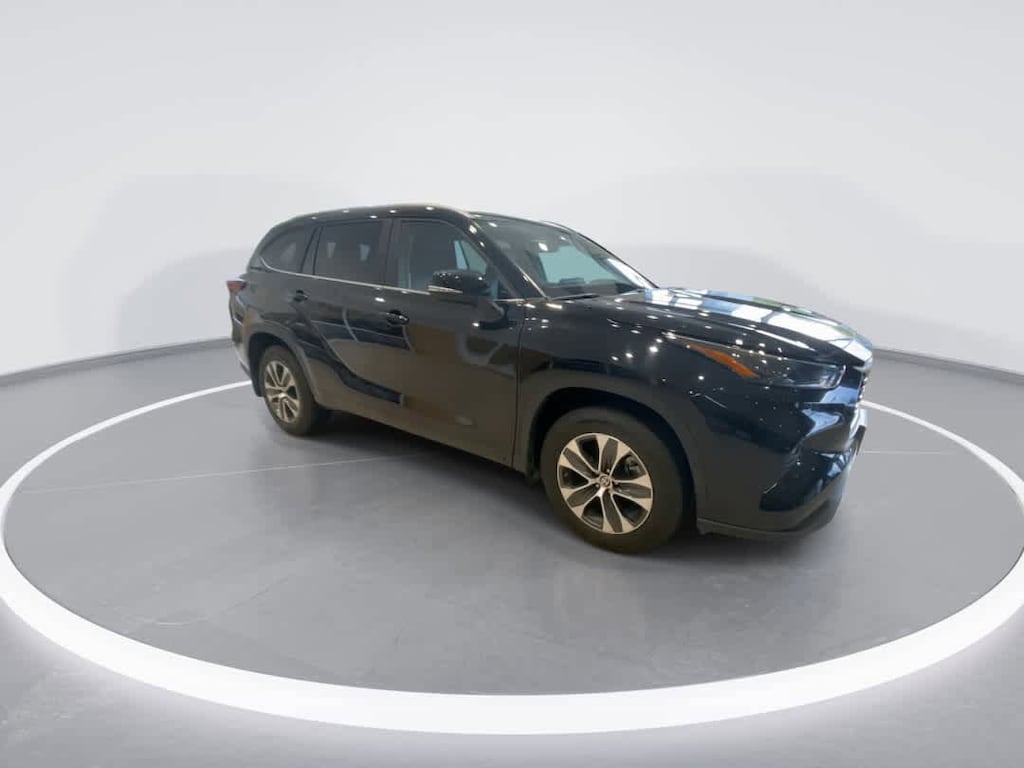 Certified 2024 Toyota Highlander XLE SUV