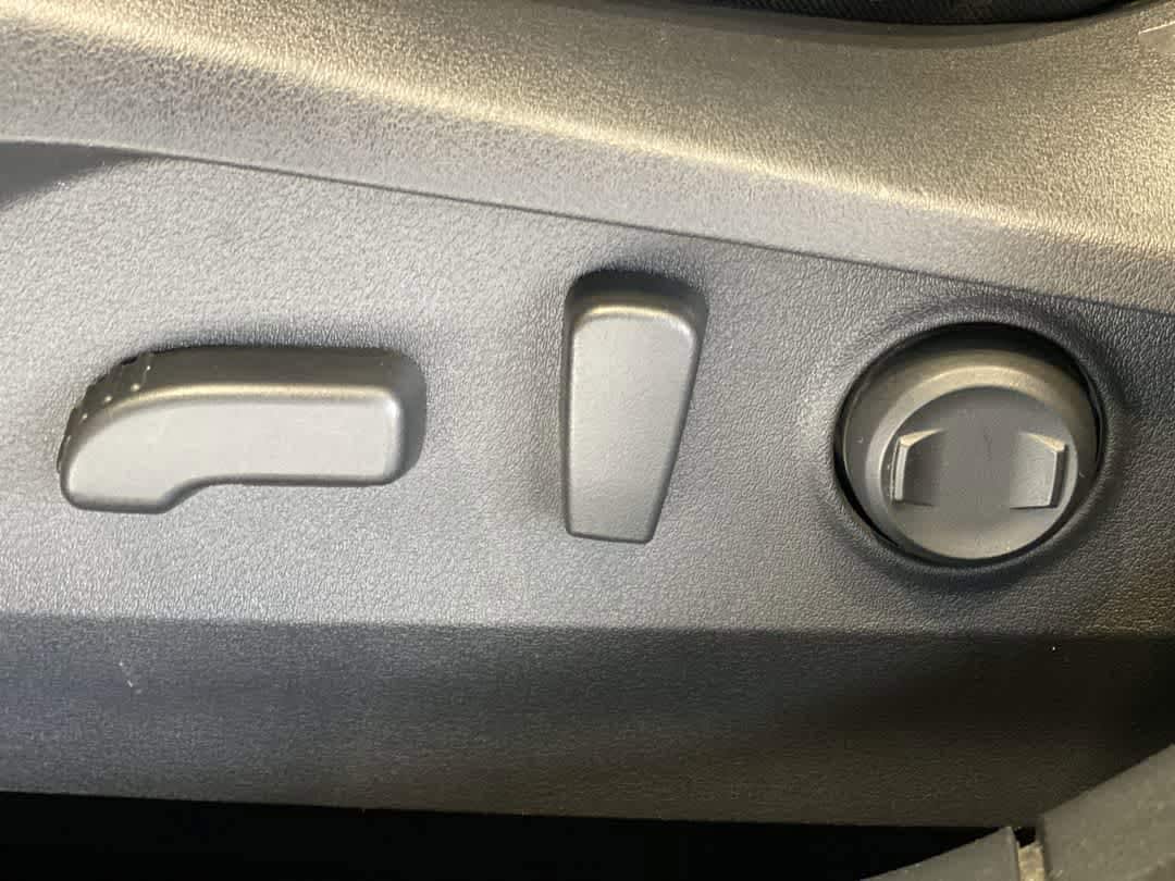 Thumbnail: 2022 Subaru Outback - 15