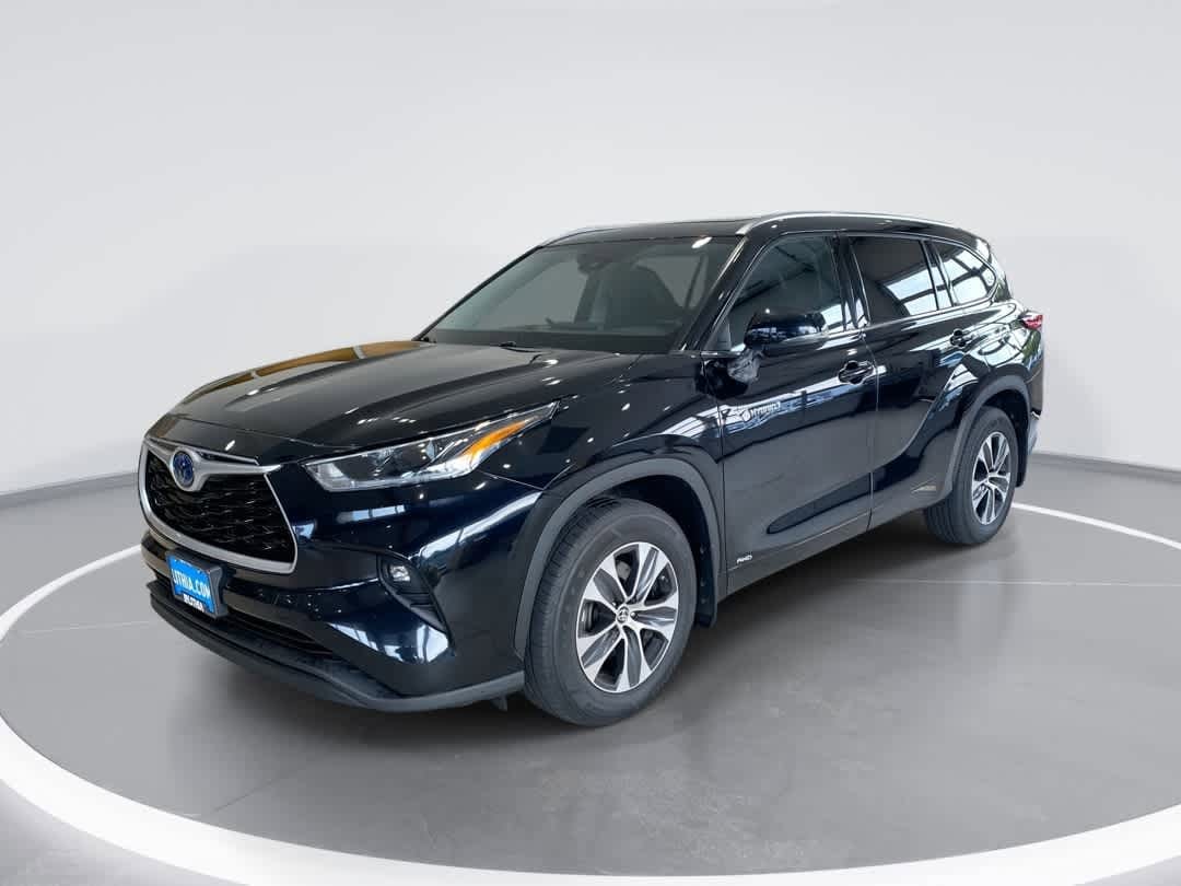 2021 Toyota Highlander XLE's photo