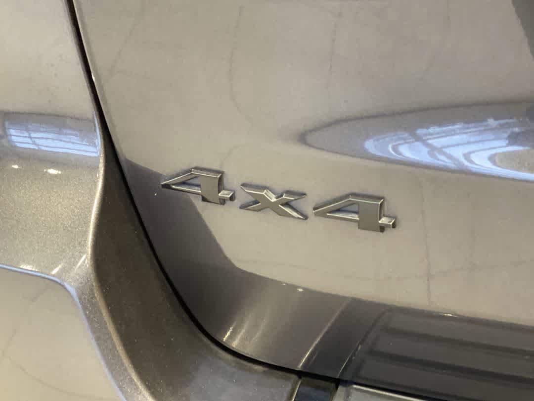 Thumbnail: 2018 Jeep Grand Cherokee - 11