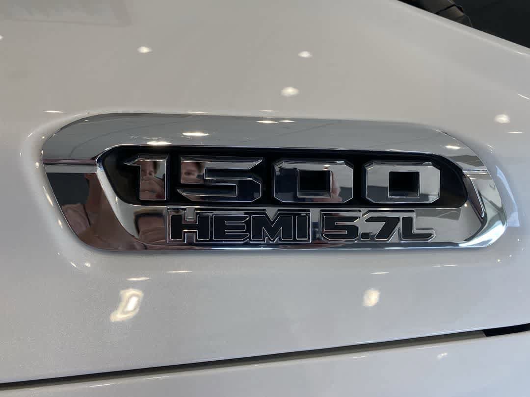 Thumbnail: 2019 RAM 1500 - 10