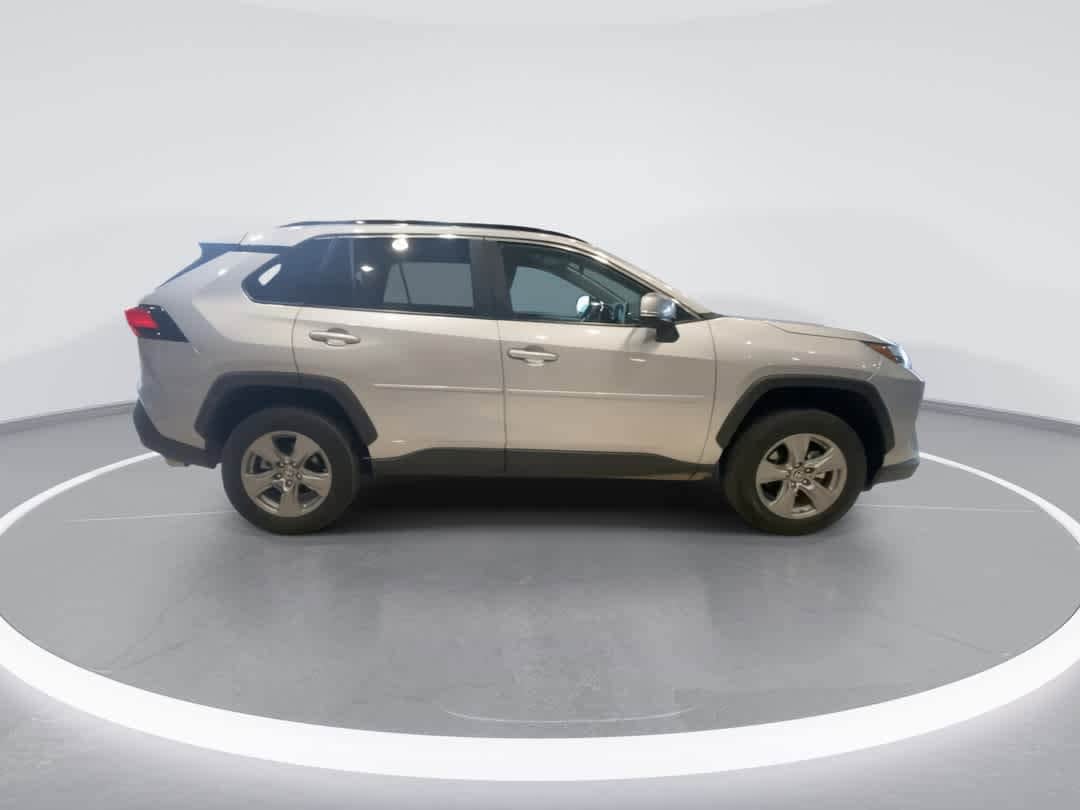 Thumbnail: 2023 Toyota RAV4 - 9