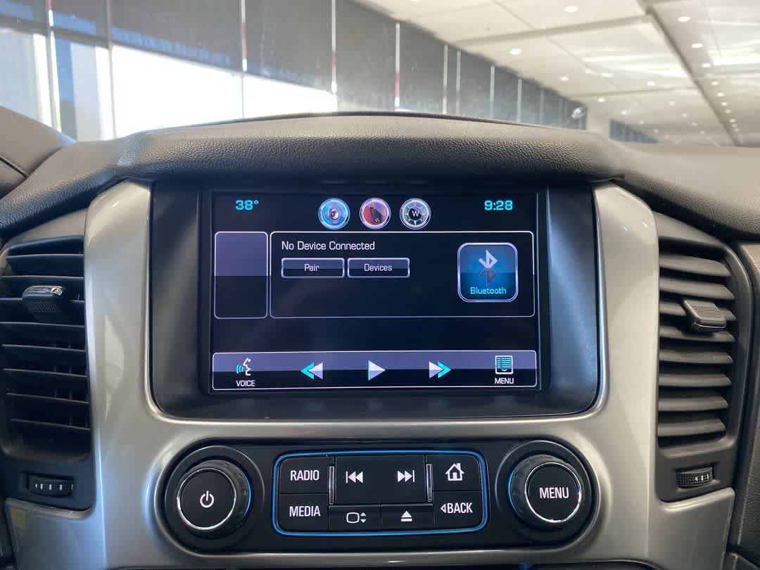 Thumbnail: 2015 Chevrolet Tahoe - 18