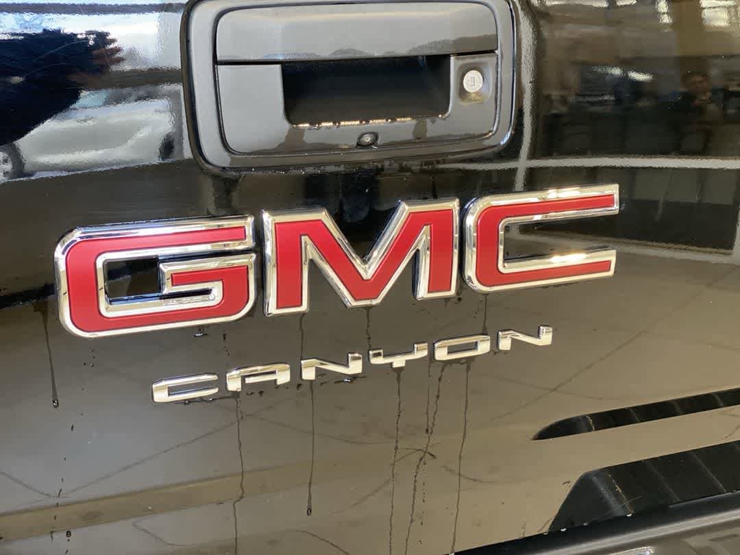 Thumbnail: 2022 GMC Canyon - 11