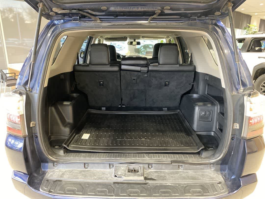 Thumbnail: 2018 Toyota 4Runner - 25