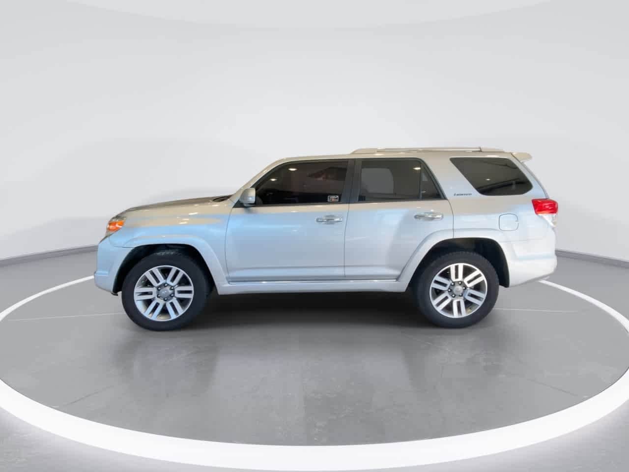 Thumbnail: 2011 Toyota 4Runner - 5