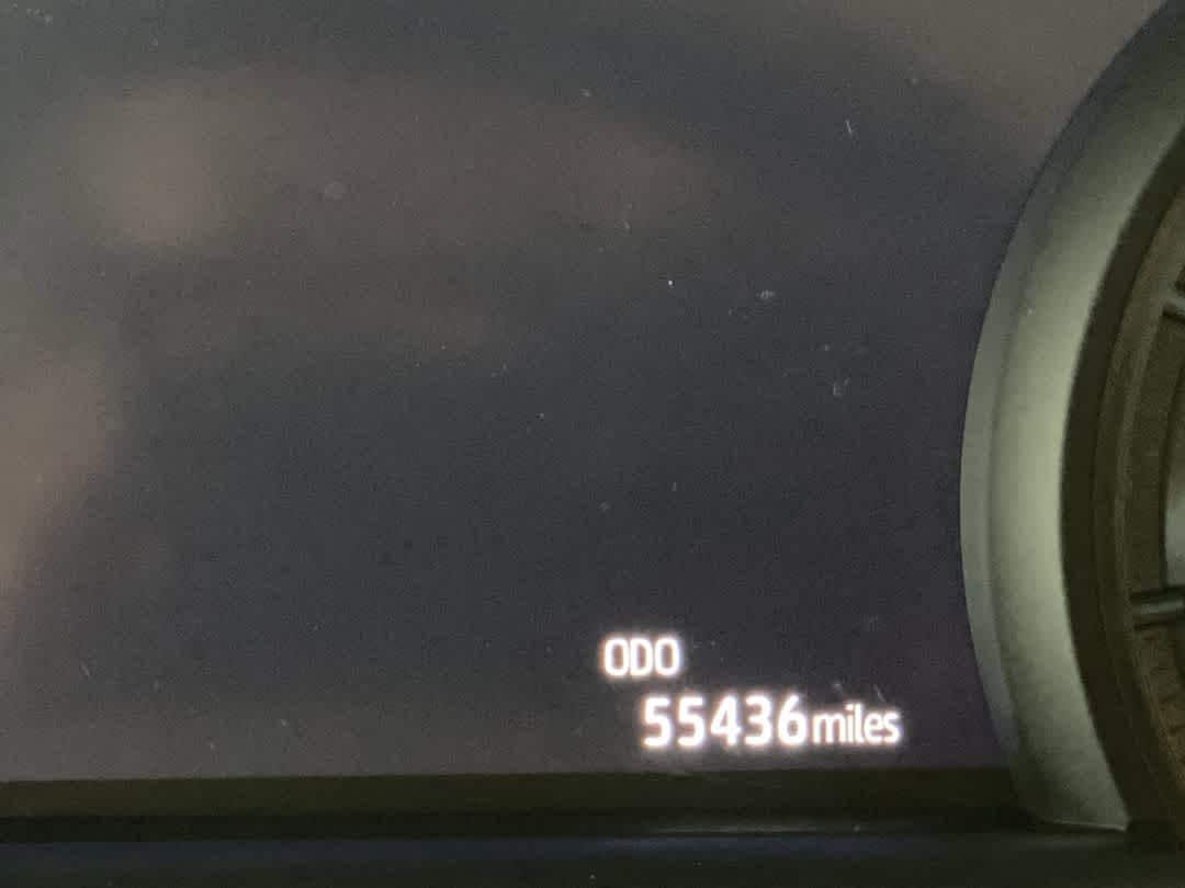 Thumbnail: 2021 Toyota Venza - 18