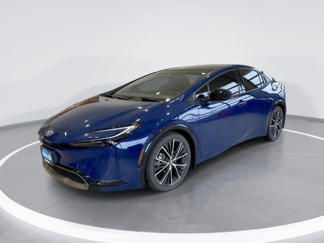 2023 Toyota Prius Limited's photo