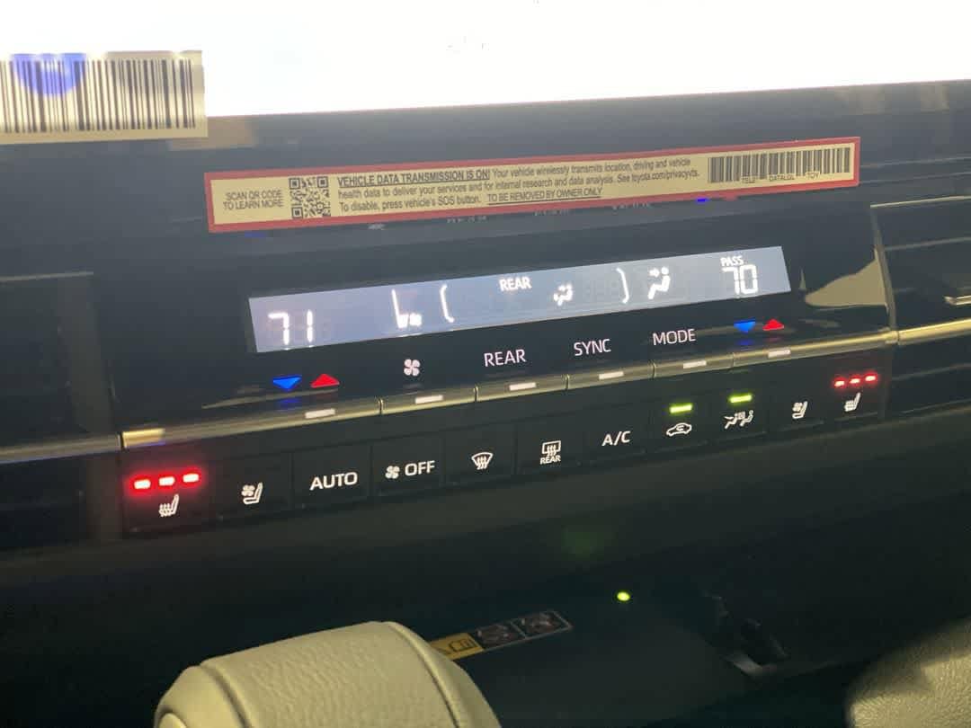 Thumbnail: 2025 Toyota Sienna - 20