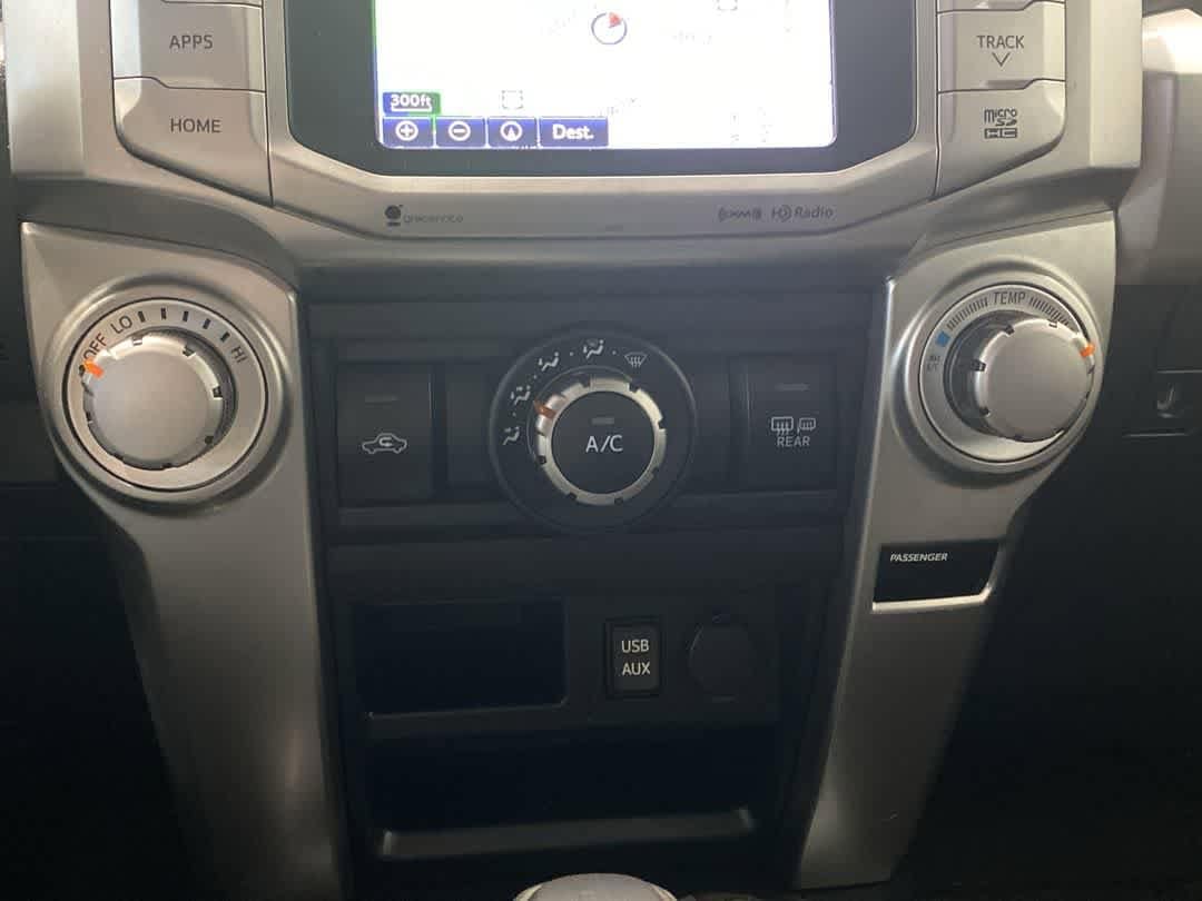 Thumbnail: 2018 Toyota 4Runner - 19