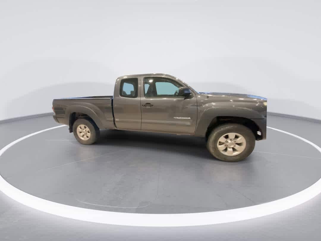 Thumbnail: 2009 Toyota Tacoma - 9