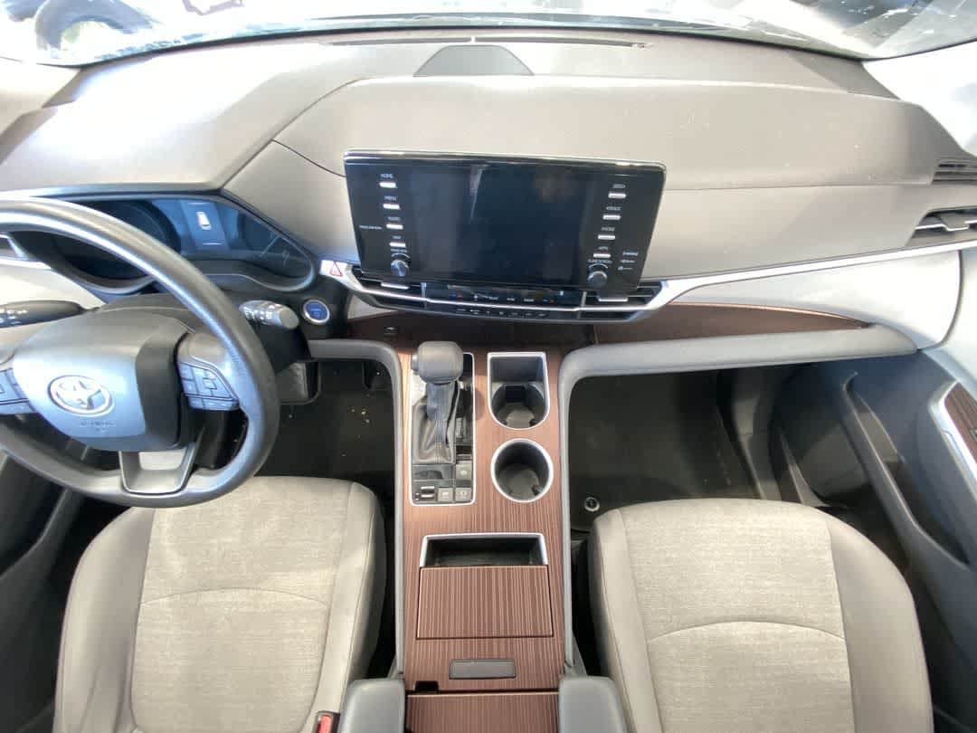 Thumbnail: 2024 Toyota Sienna - 22