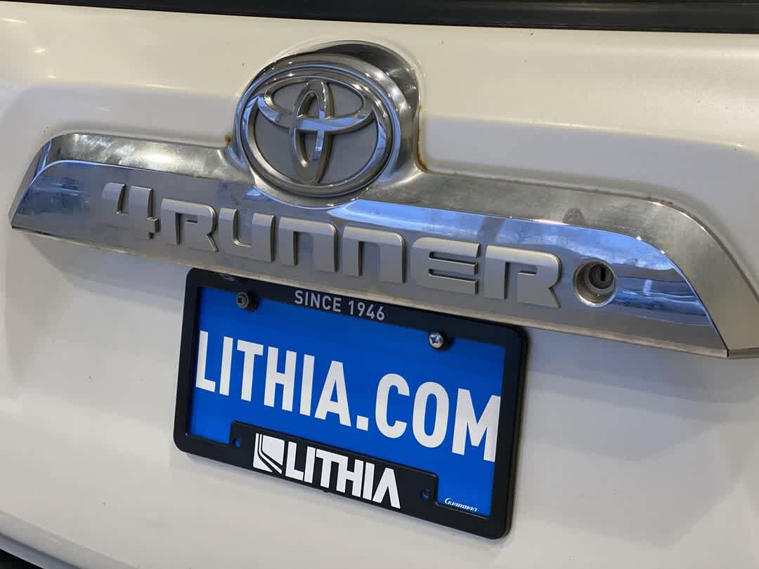 Thumbnail: 2012 Toyota 4Runner - 11