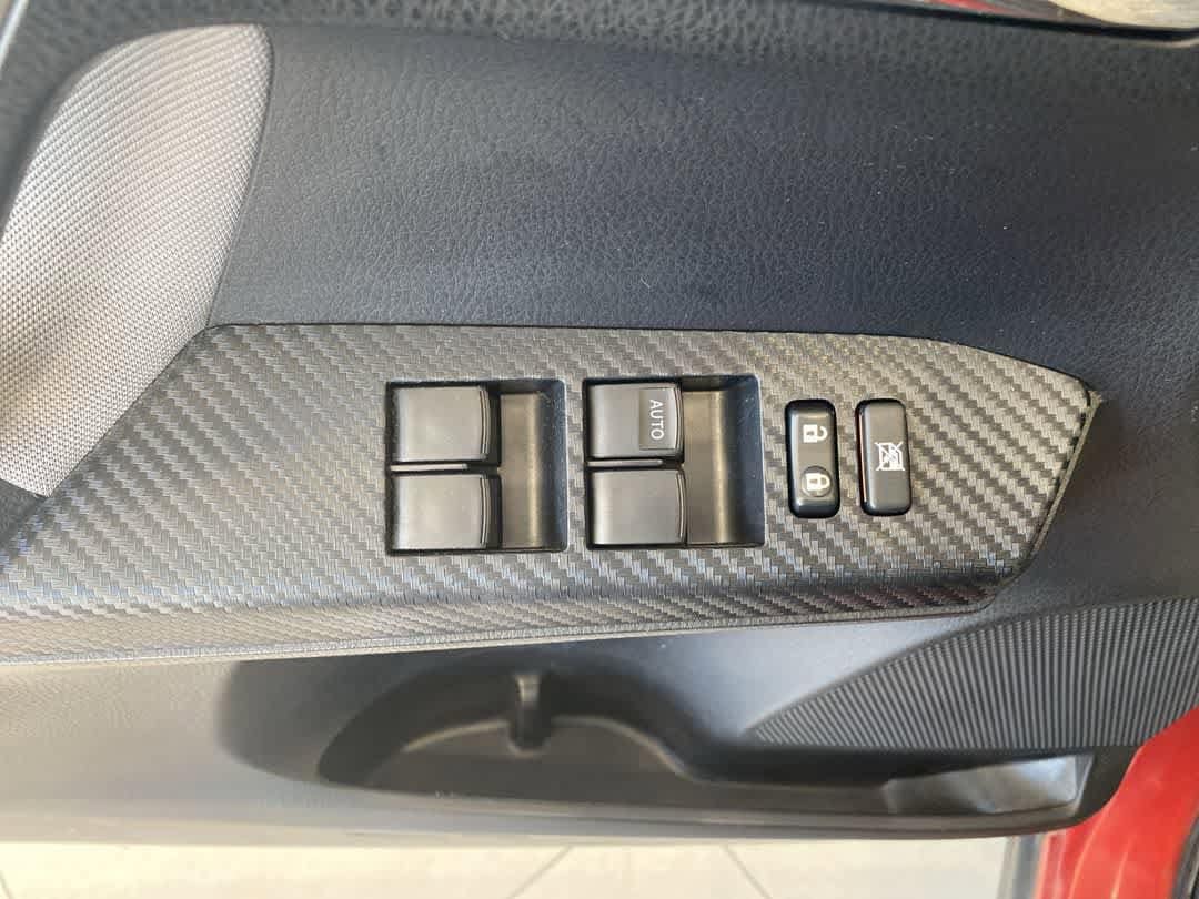 Thumbnail: 2014 Toyota RAV4 - 15
