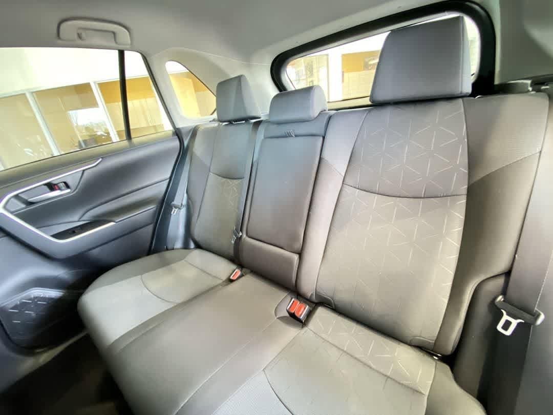 Thumbnail: 2025 Toyota RAV4 - 24