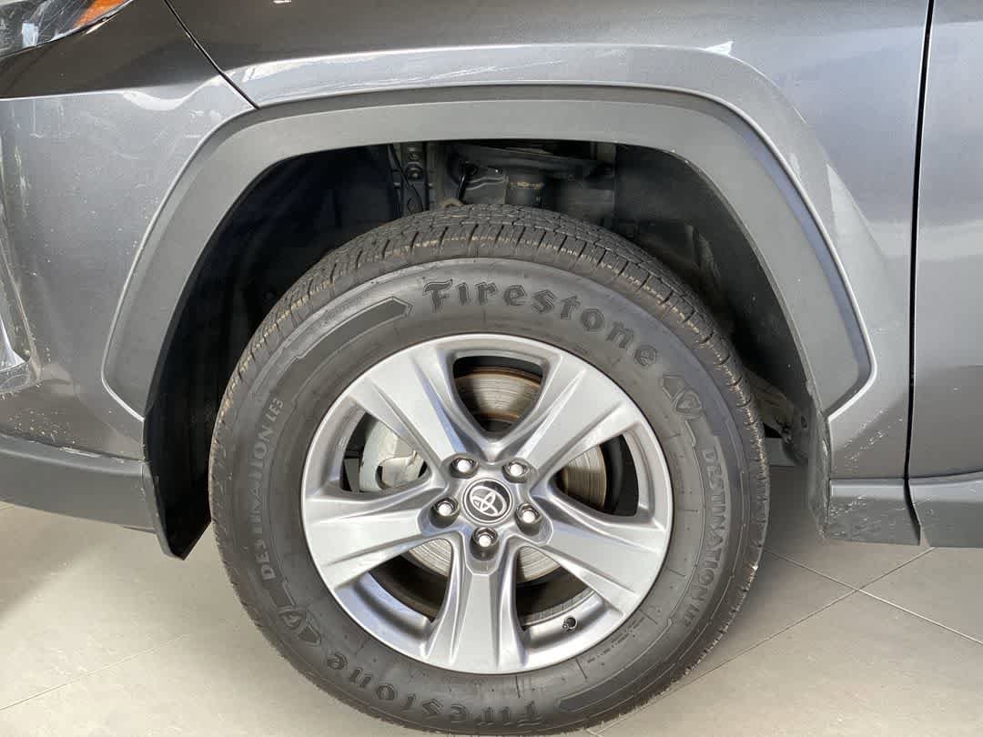 Thumbnail: 2022 Toyota RAV4 - 13