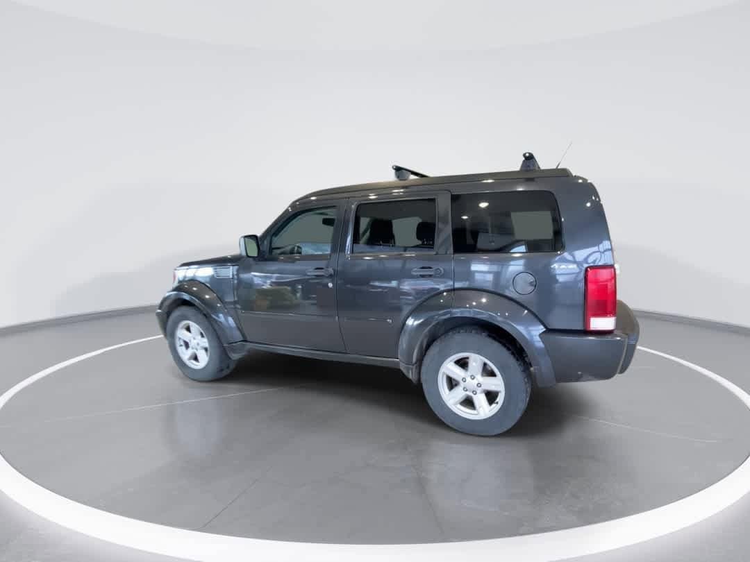 Thumbnail: 2011 Dodge Nitro - 6