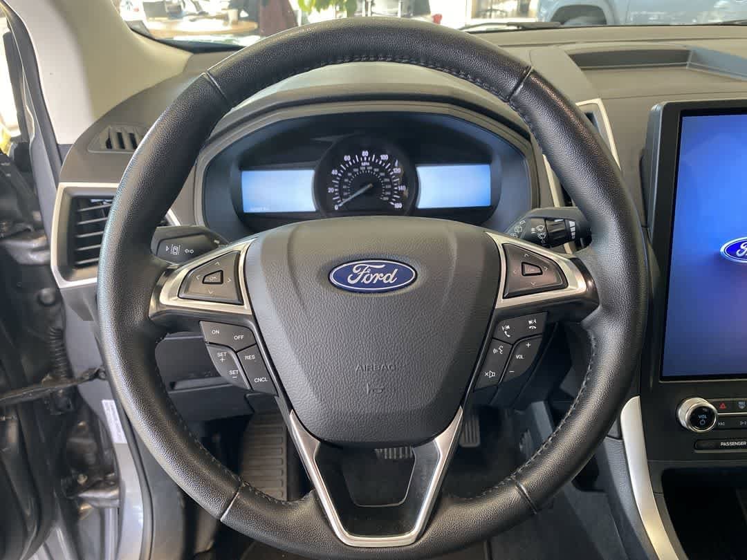 Thumbnail: 2024 Ford Edge - 17