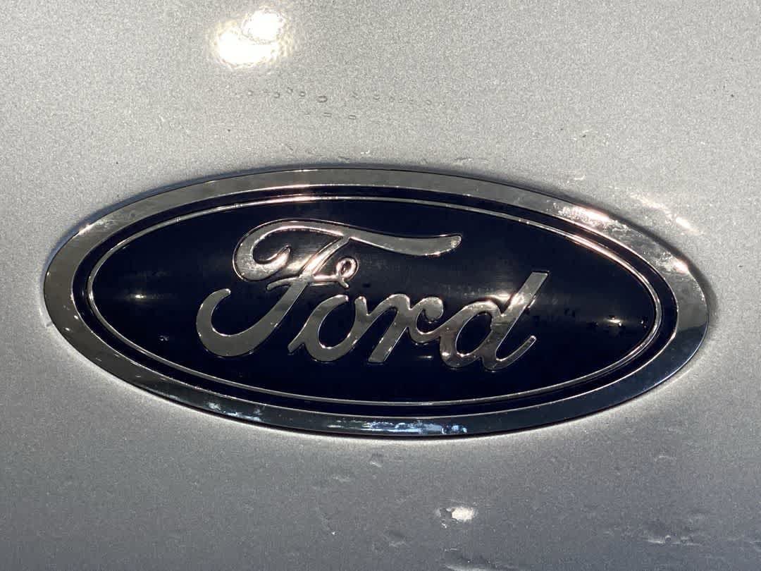 Thumbnail: 2022 Ford Escape - 10