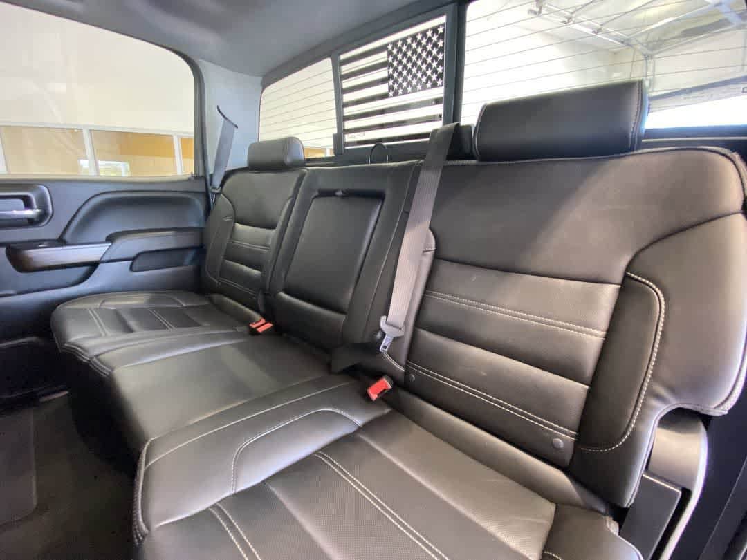 Thumbnail: 2018 GMC Sierra 3500 - 26