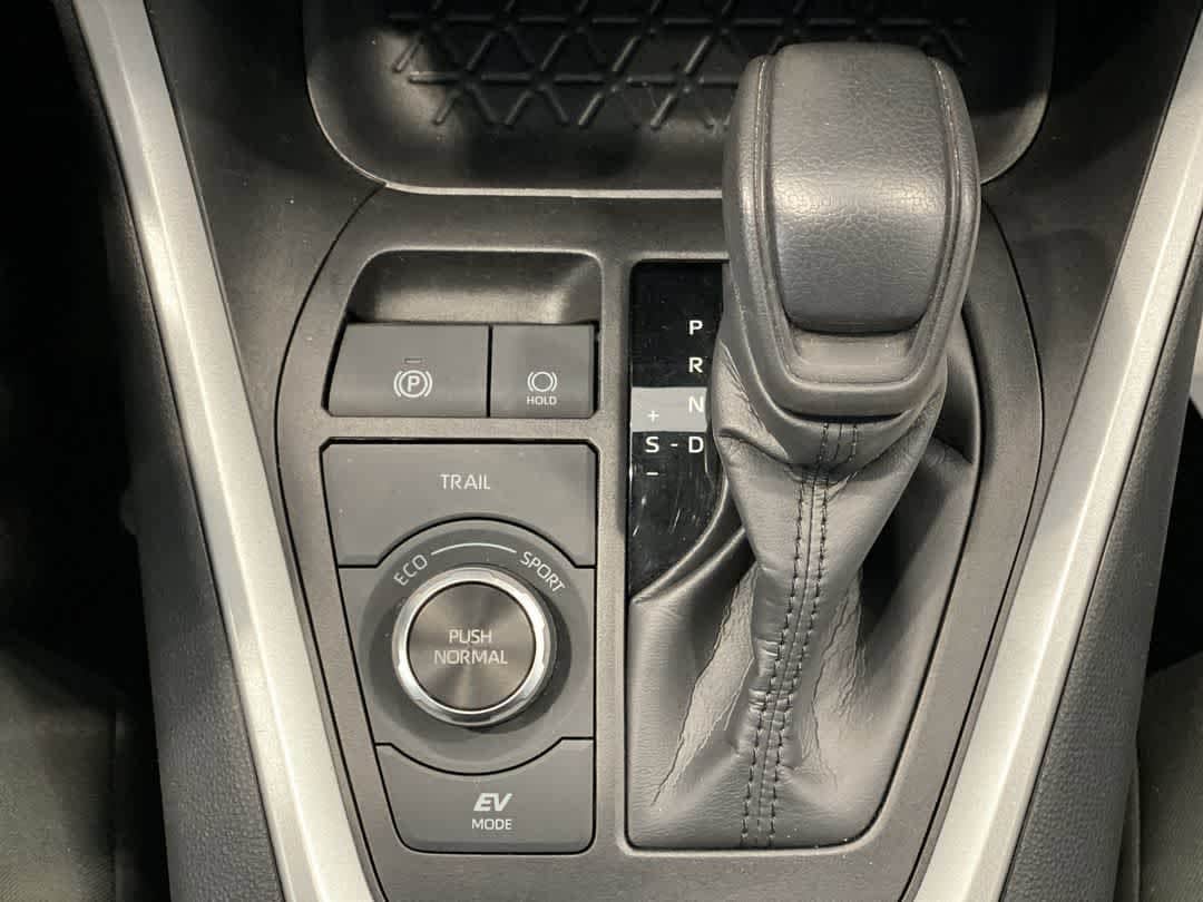 Thumbnail: 2024 Toyota RAV4 - 22