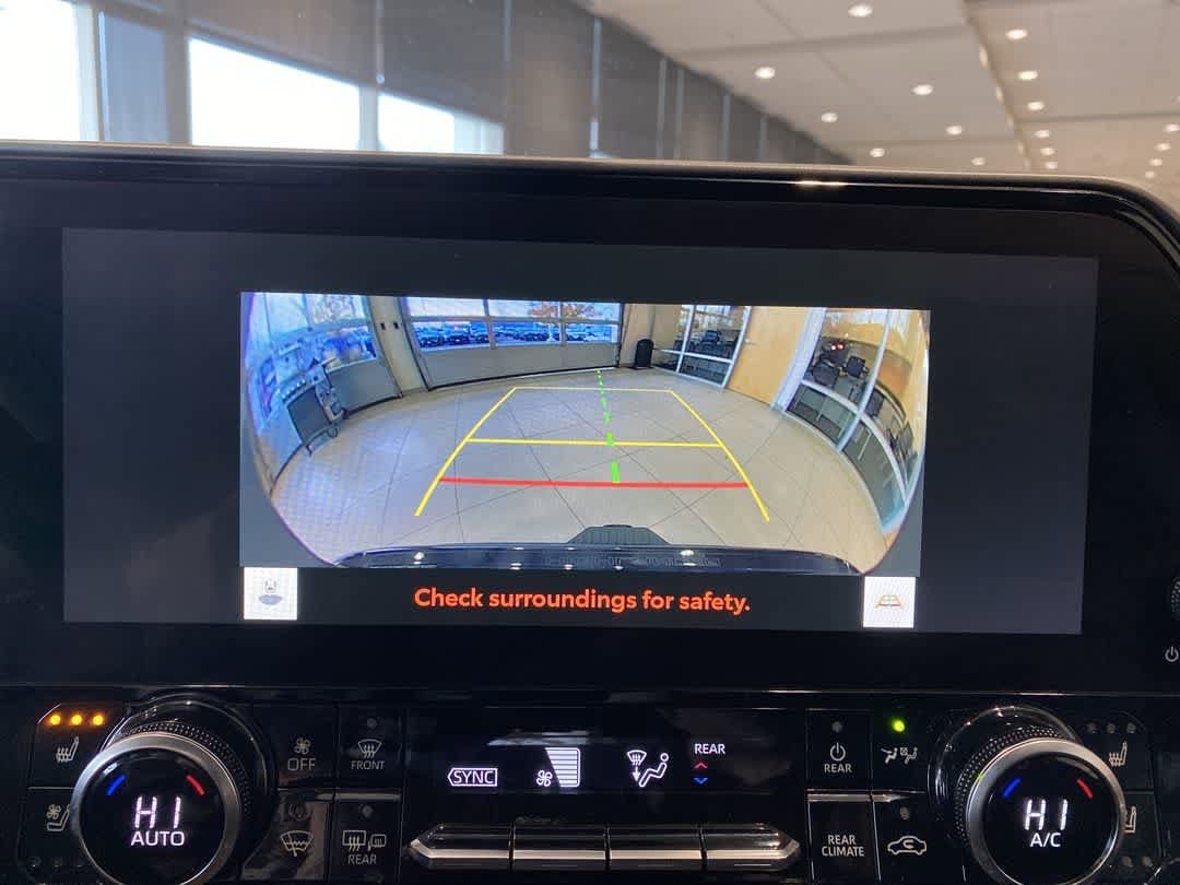 Thumbnail: 2023 Toyota Highlander - 19