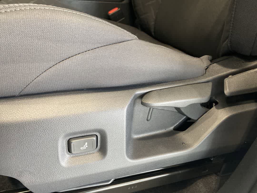 Thumbnail: 2025 Toyota Tacoma - 14