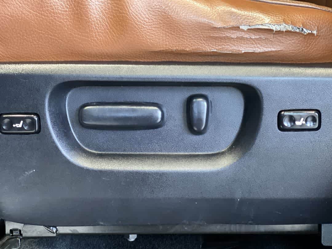 Thumbnail: 2008 Toyota Sequoia - 15