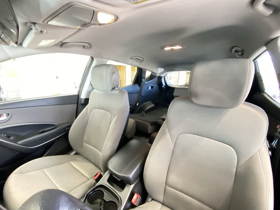 Thumbnail: 2017 Hyundai Santa Fe - 14