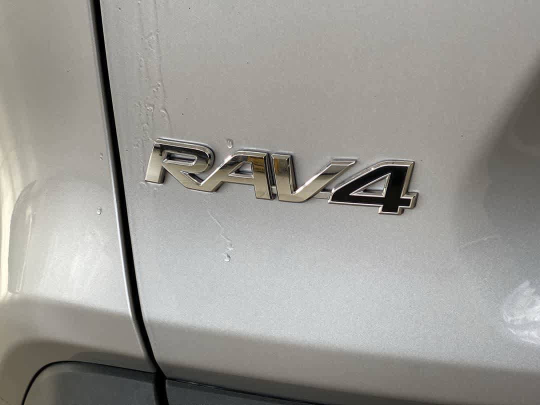 Thumbnail: 2024 Toyota RAV4 - 11