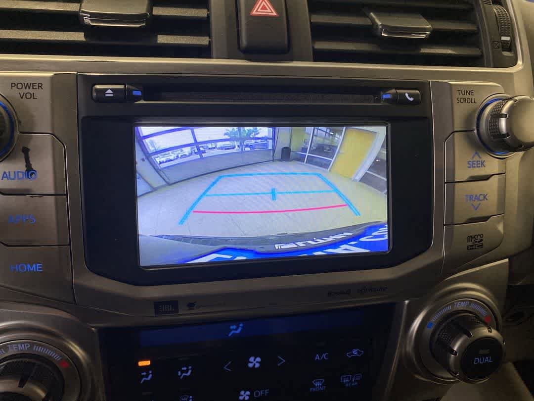 2016 Toyota 4Runner Limited 19